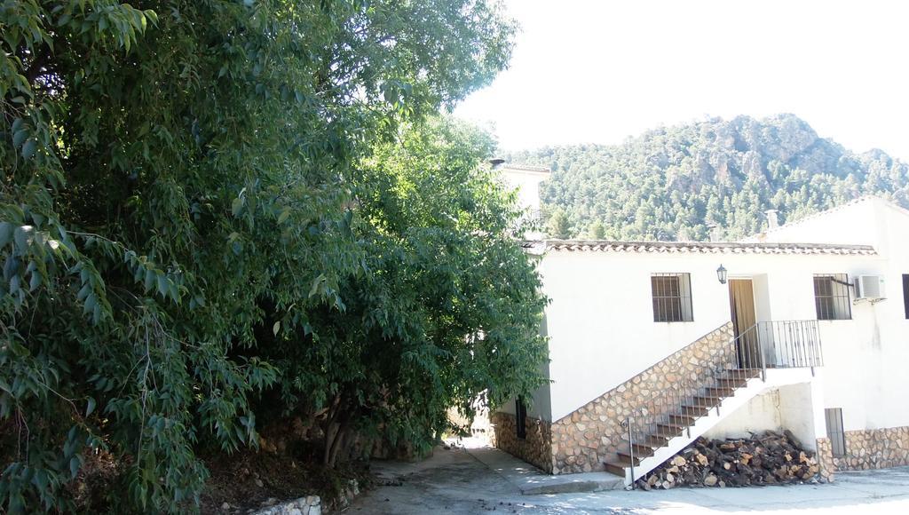 فيلا Casas La Piedra De Tiscar المظهر الخارجي الصورة